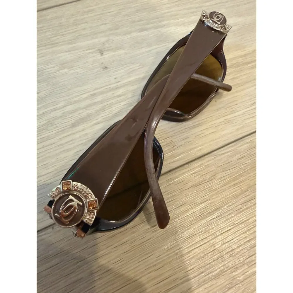 Bebe Sunglasses bb7091 TOPAZ TEMPT FATE Brown Square Frames w/ Brown Lenses